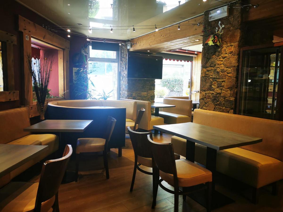 Logis Hotel Restaurant Planes ساياغوز المظهر الخارجي الصورة